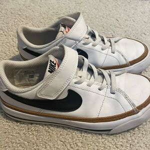 Nike Court Legacy Youth Shoes size 13C